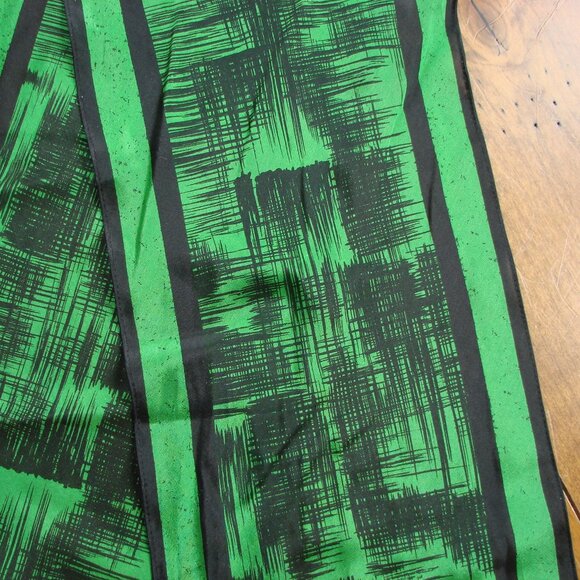 Vintage Anne Klein Oblong Long Scarf Wrap Green Black Abstract - Picture 11 of 11